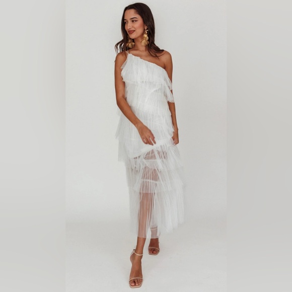 Selfie Leslie Arrabel White Tiered Ruffle Tulle One Shoulder Maxi Dress - Picture 1 of 4